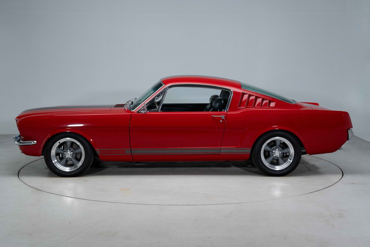 1965 Ford Mustang Resto Mod