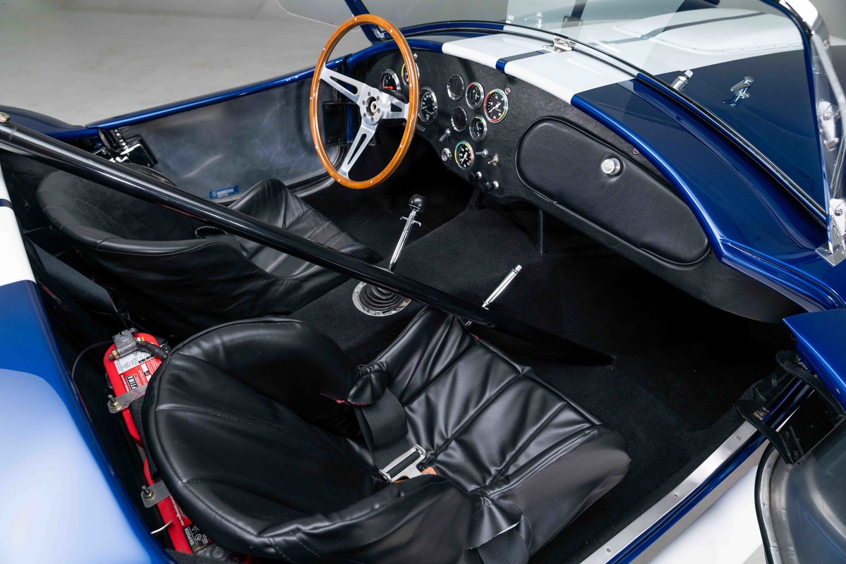 1965 Shelby 427 Cobra Recreation