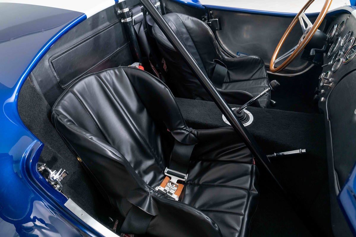 1965 Shelby 427 Cobra Recreation