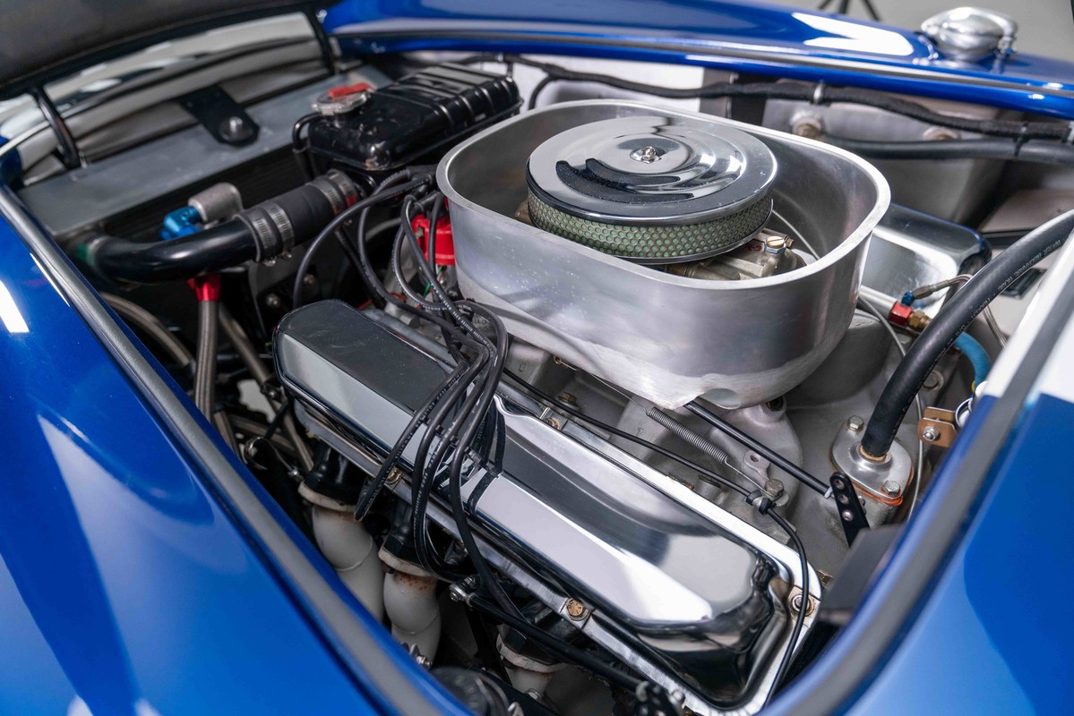 1965 Shelby 427 Cobra Recreation
