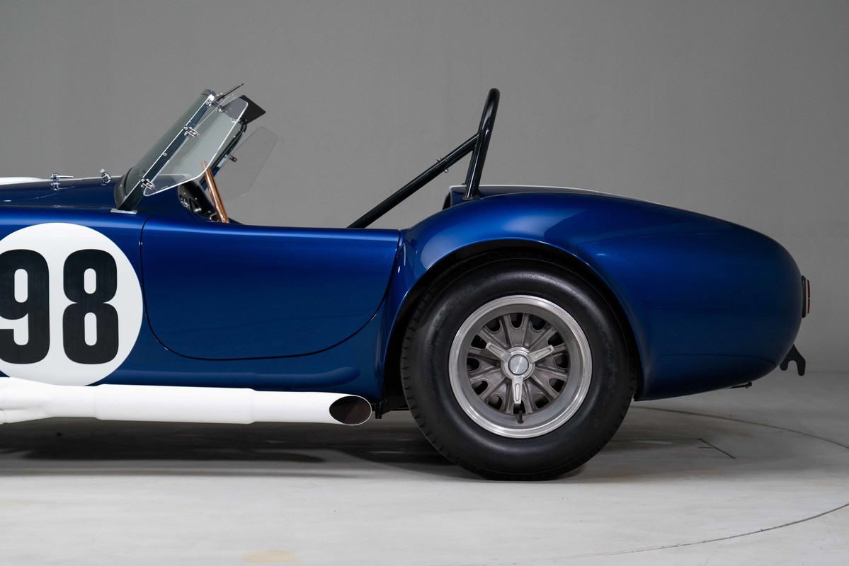 1965 Shelby 427 Cobra Recreation