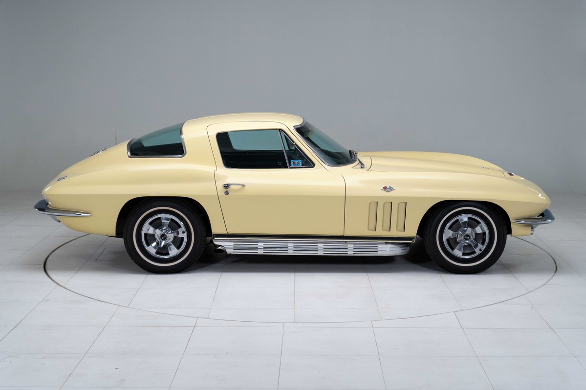 1966 Chevrolet Corvette Coupe 