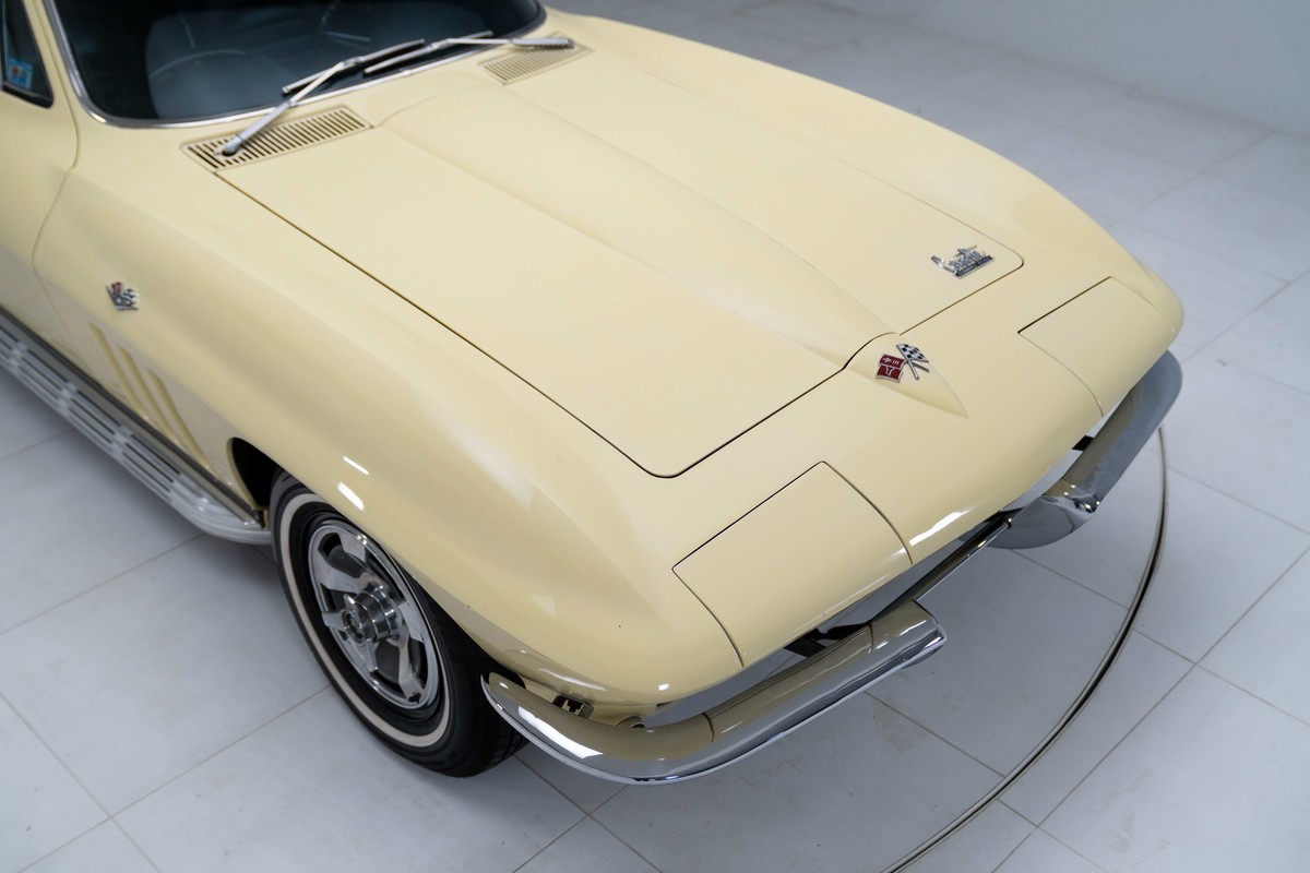 1966 Chevrolet Corvette Coupe 
