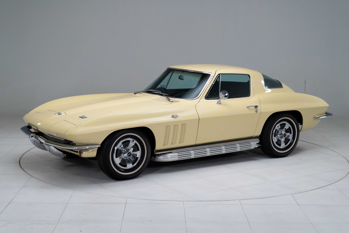 1966 Chevrolet Corvette Coupe 