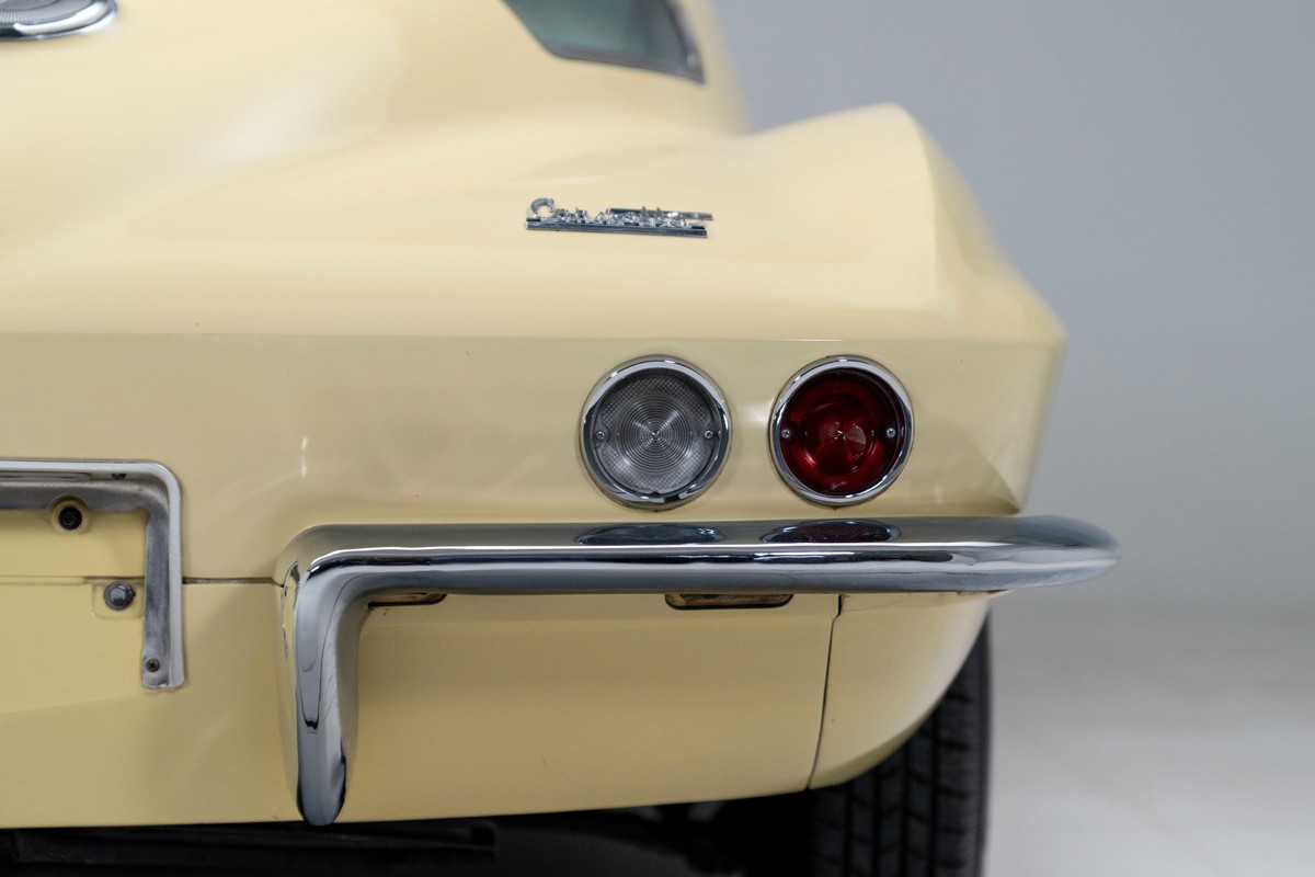 1966 Chevrolet Corvette Coupe 