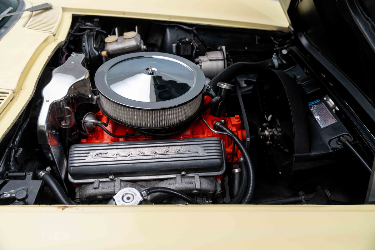 1966 Chevrolet Corvette Coupe 