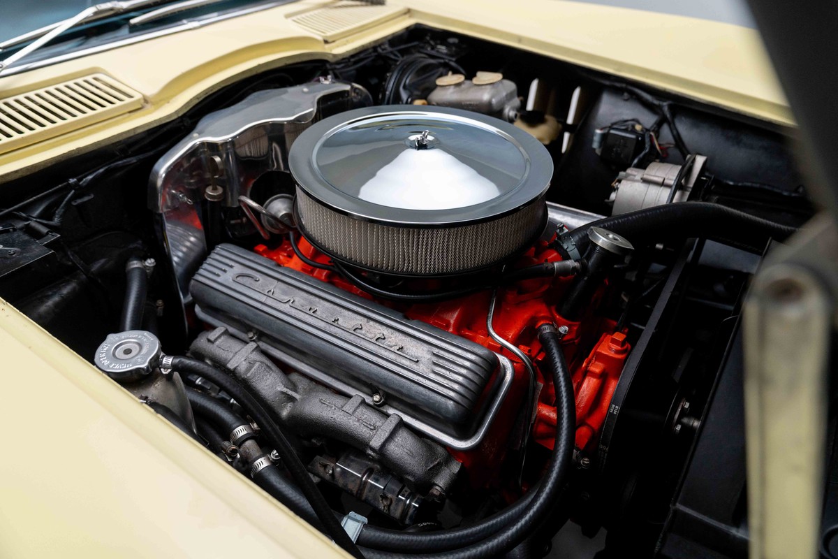 1966 Chevrolet Corvette Coupe 