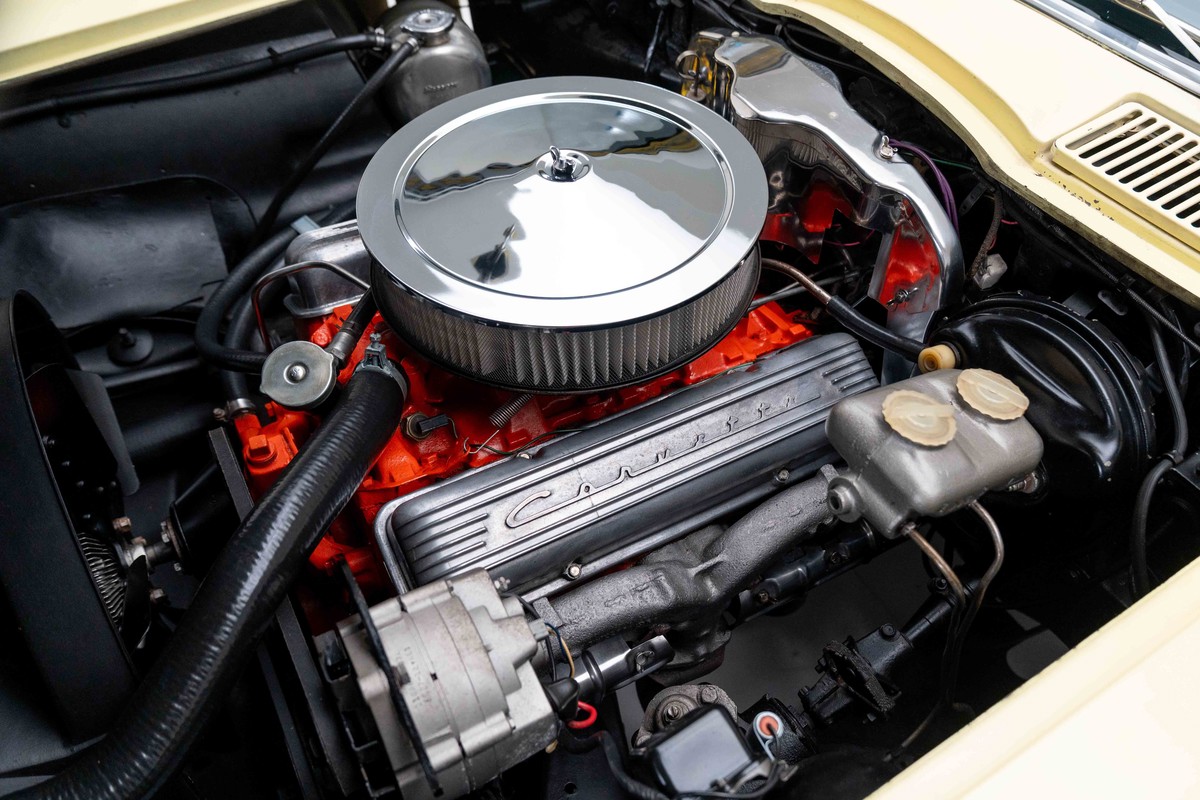 1966 Chevrolet Corvette Coupe 