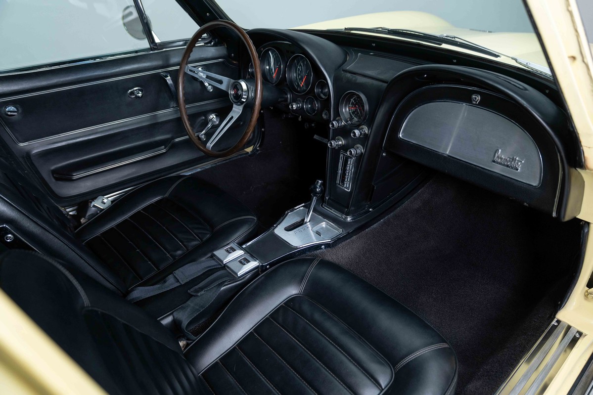 1966 Chevrolet Corvette Coupe 