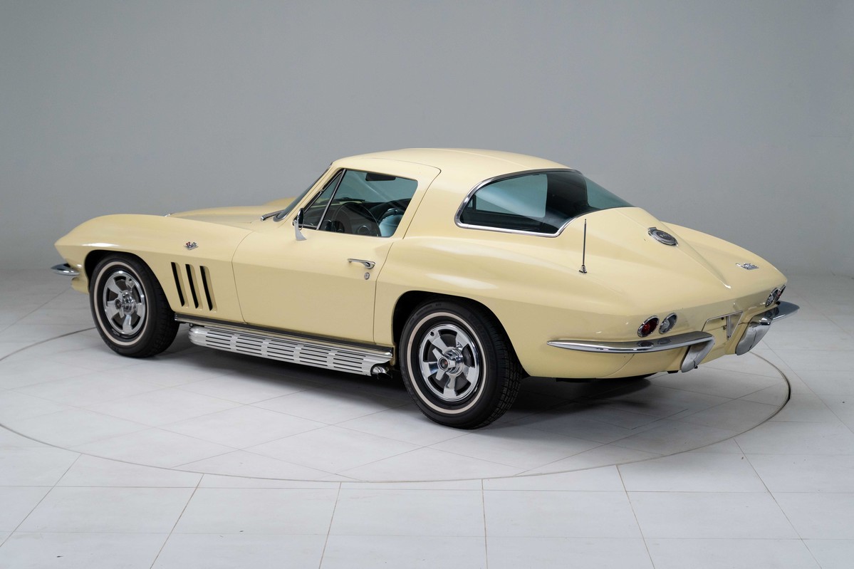 1966 Chevrolet Corvette Coupe 