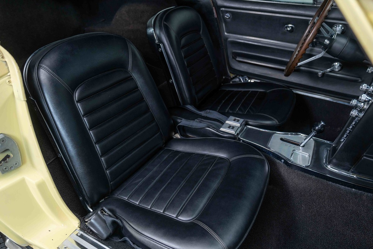 1966 Chevrolet Corvette Coupe 