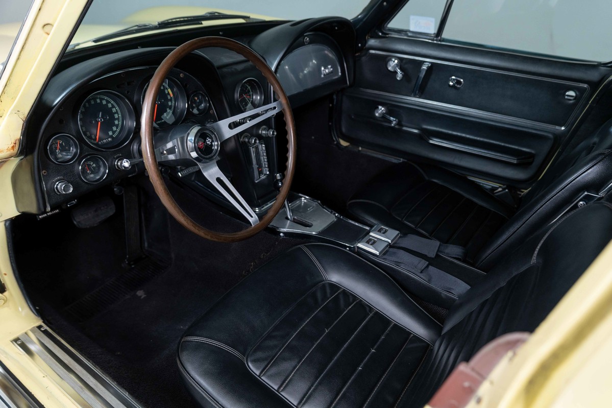 1966 Chevrolet Corvette Coupe 