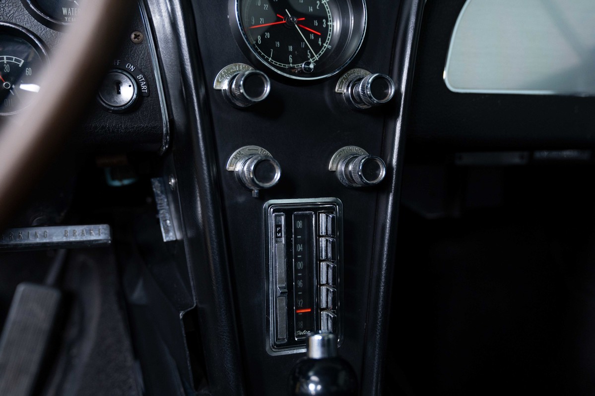 1966 Chevrolet Corvette Coupe 