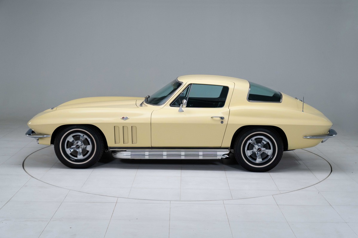 1966 Chevrolet Corvette Coupe 