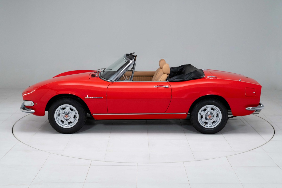 1967 Fiat Dino Spider 