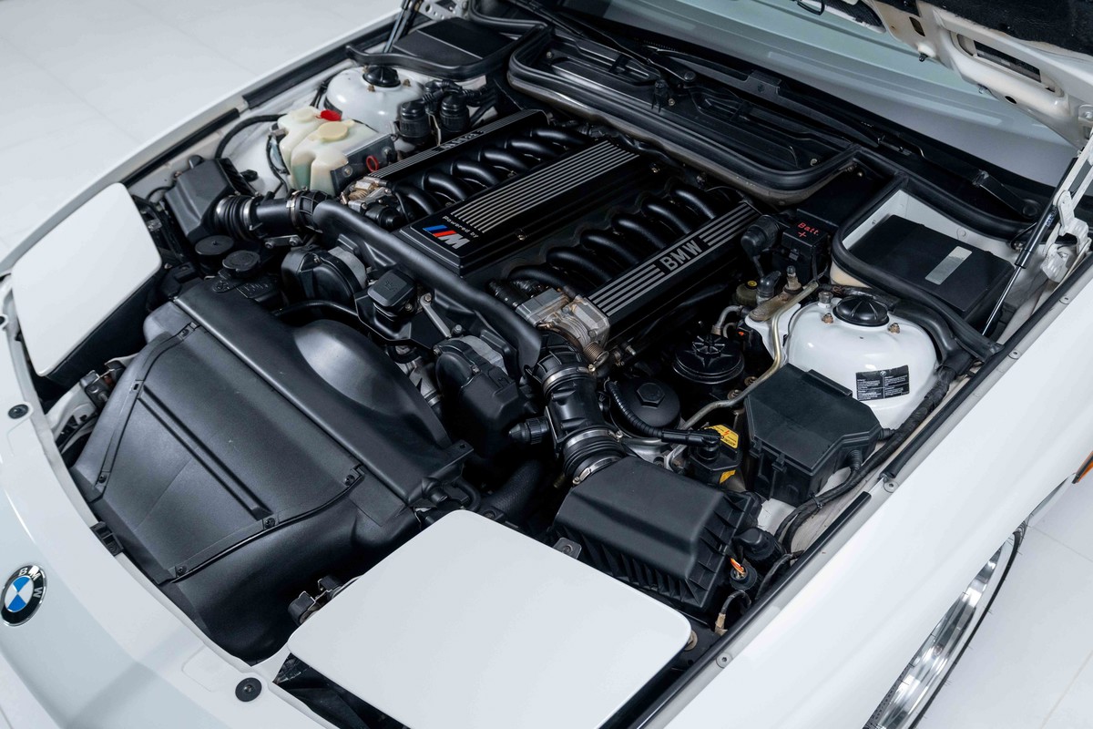 1995 BMW 850 CSI 