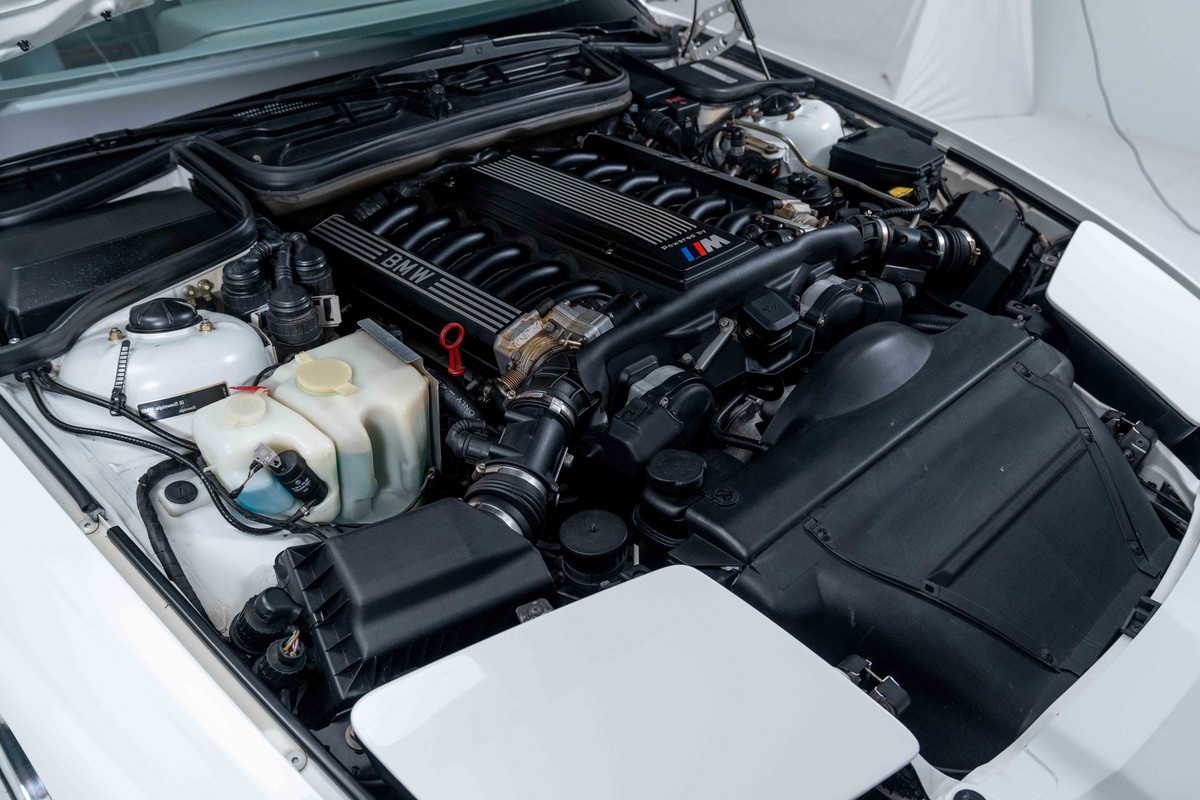 1995 BMW 850 CSI 