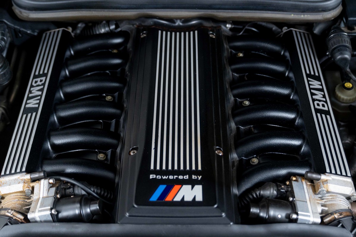 1995 BMW 850 CSI 