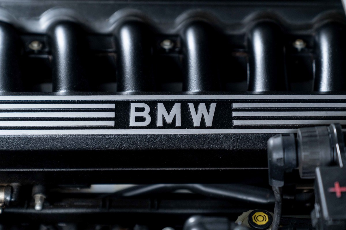 1995 BMW 850 CSI 