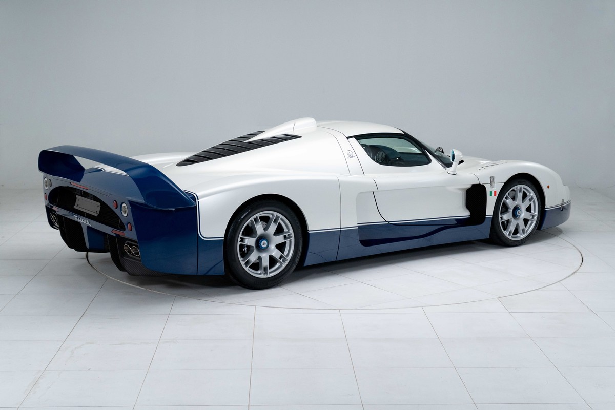 2005 Maserati  MC12 