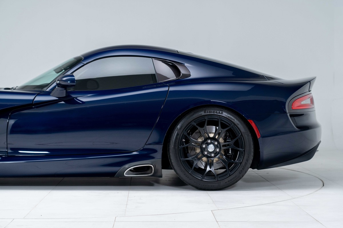 2017 Dodge Viper GTC