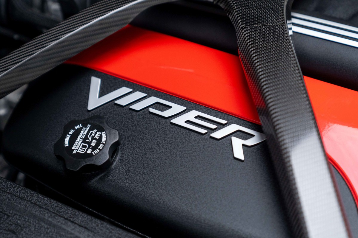 2017 Dodge Viper GTC