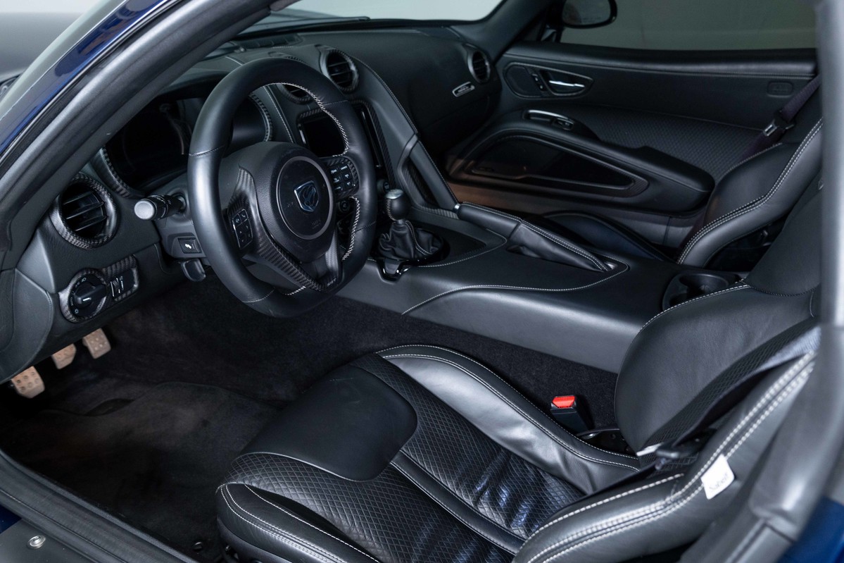 2017 Dodge Viper GTC
