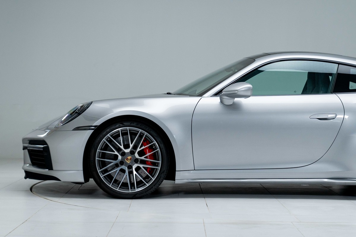2022 Porsche 911 Turbo 