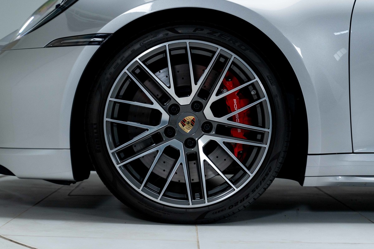 2022 Porsche 911 Turbo 