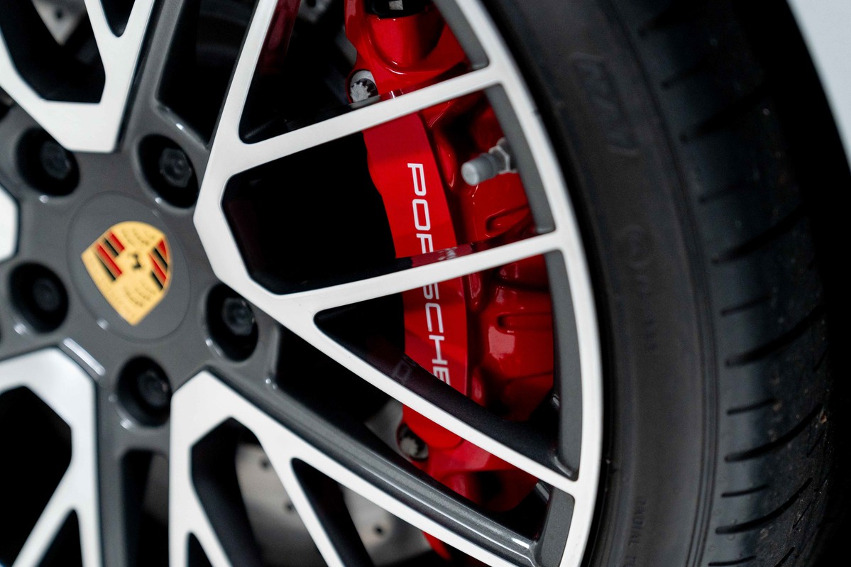 2022 Porsche 911 Turbo 