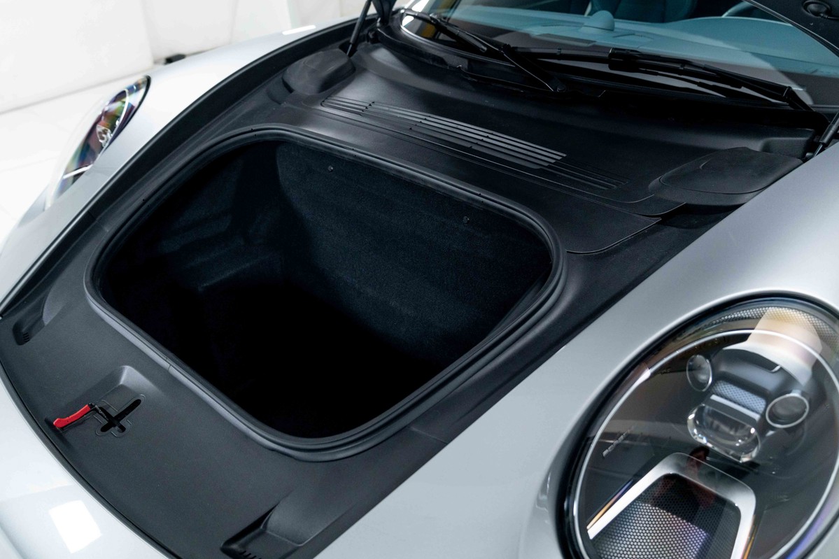 2022 Porsche 911 Turbo 