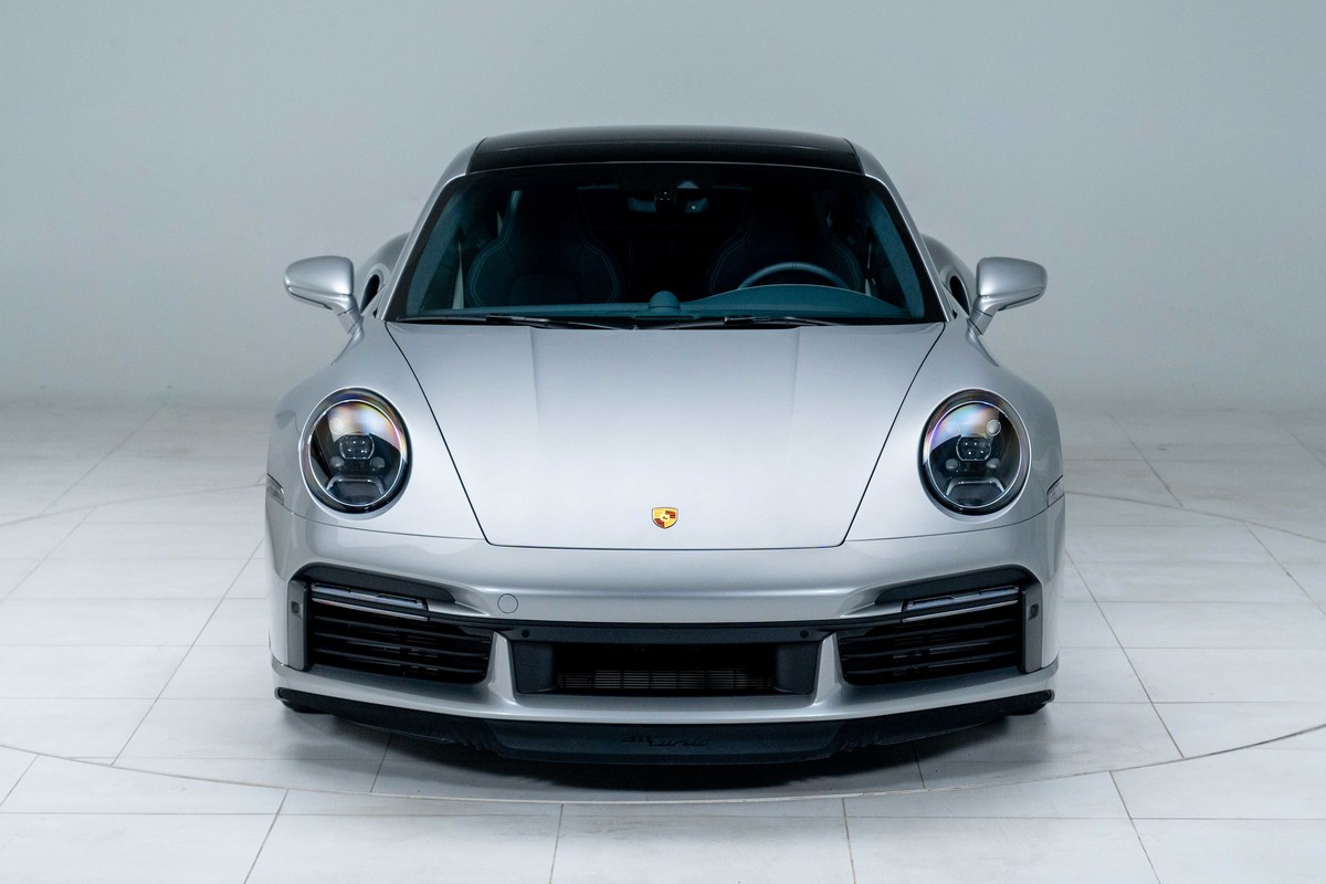 2022 Porsche 911 Turbo 