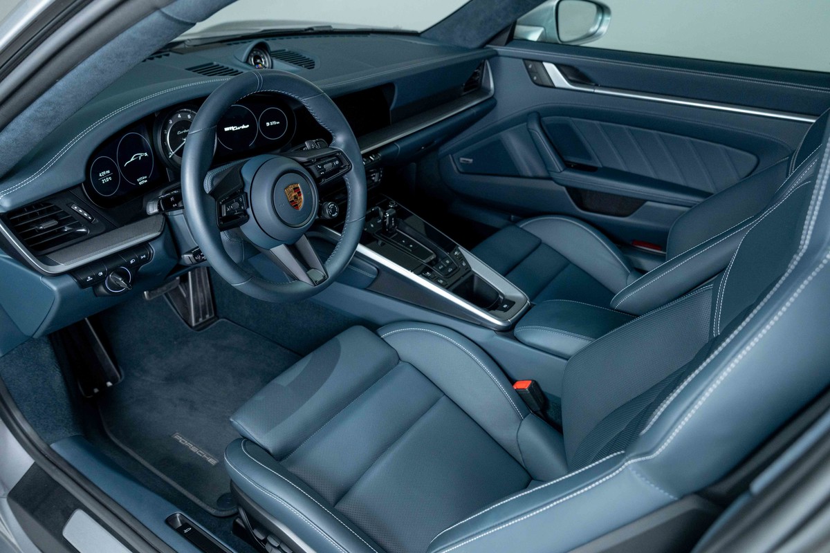 2022 Porsche 911 Turbo 