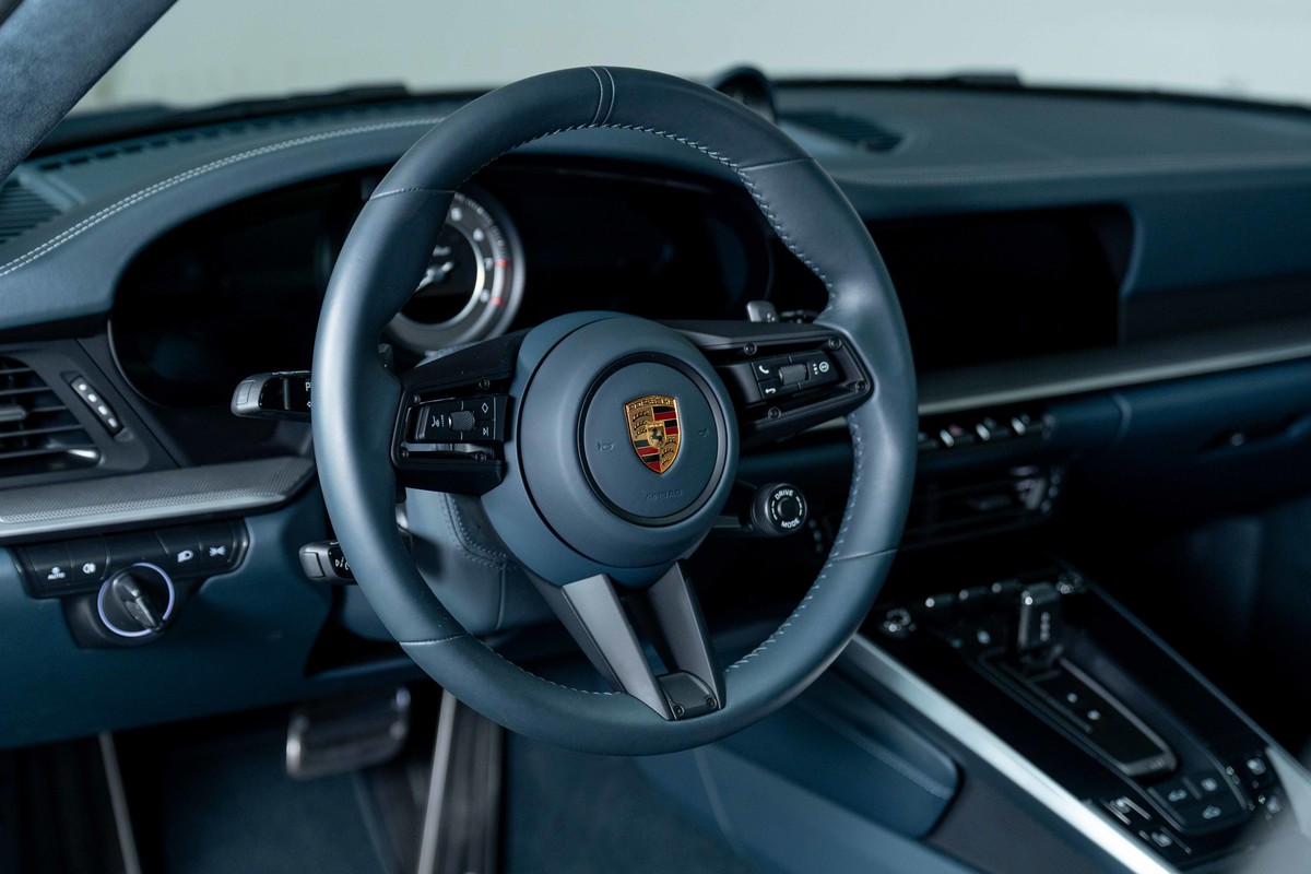 2022 Porsche 911 Turbo 