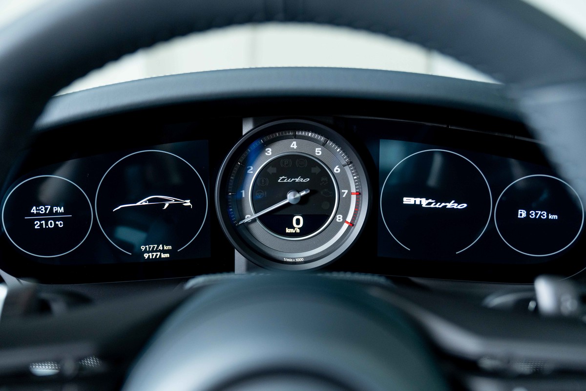 2022 Porsche 911 Turbo 