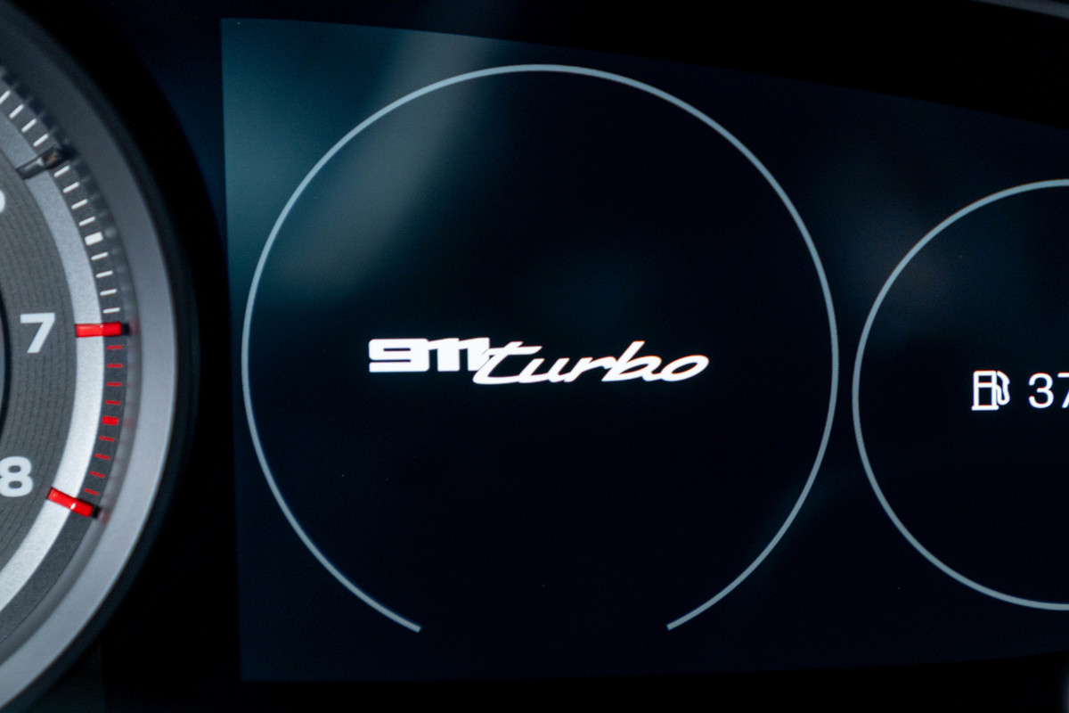 2022 Porsche 911 Turbo 