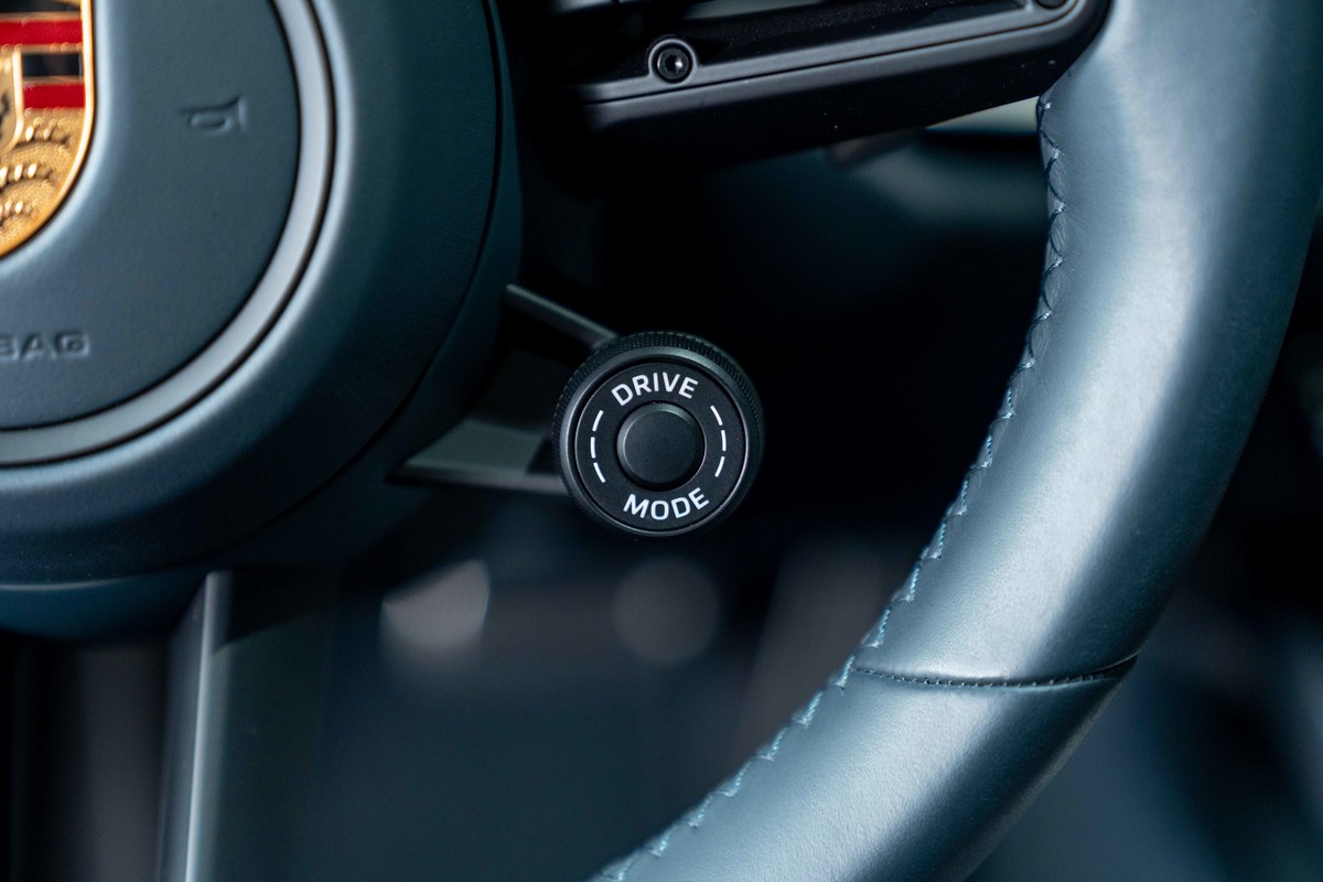 2022 Porsche 911 Turbo 