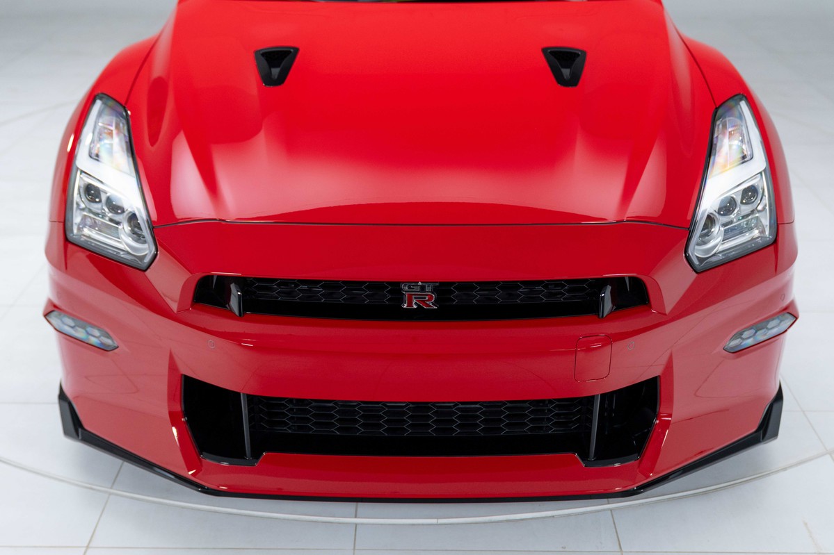 2024 Nissan GT-R 