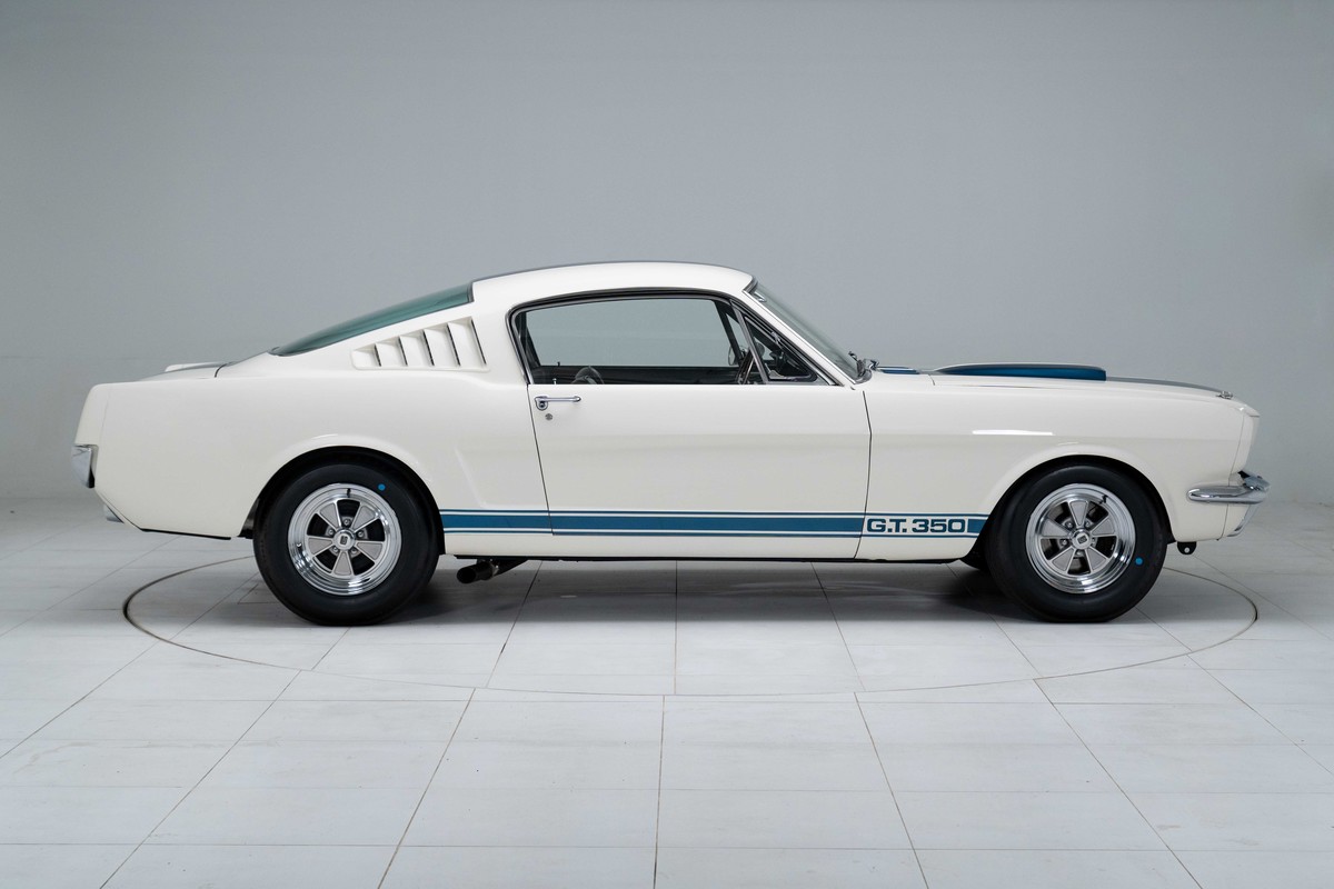 1965 Shelby GT350 