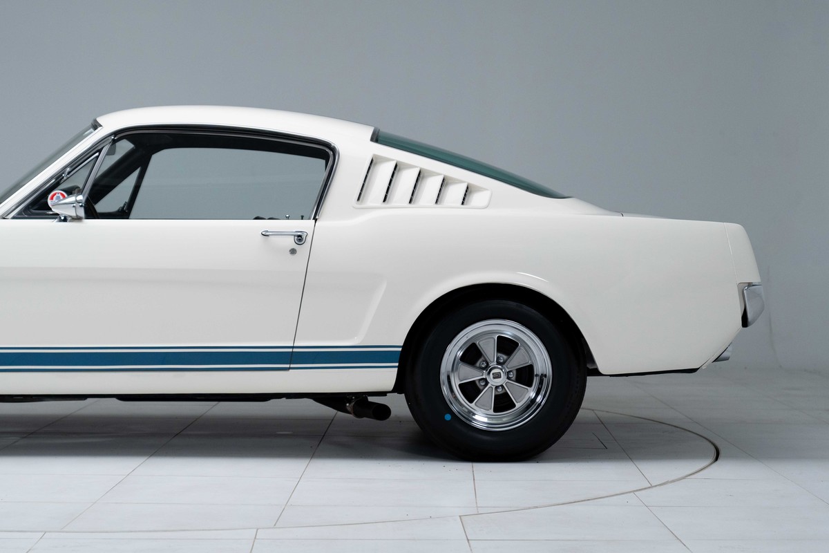 1965 Shelby GT350 