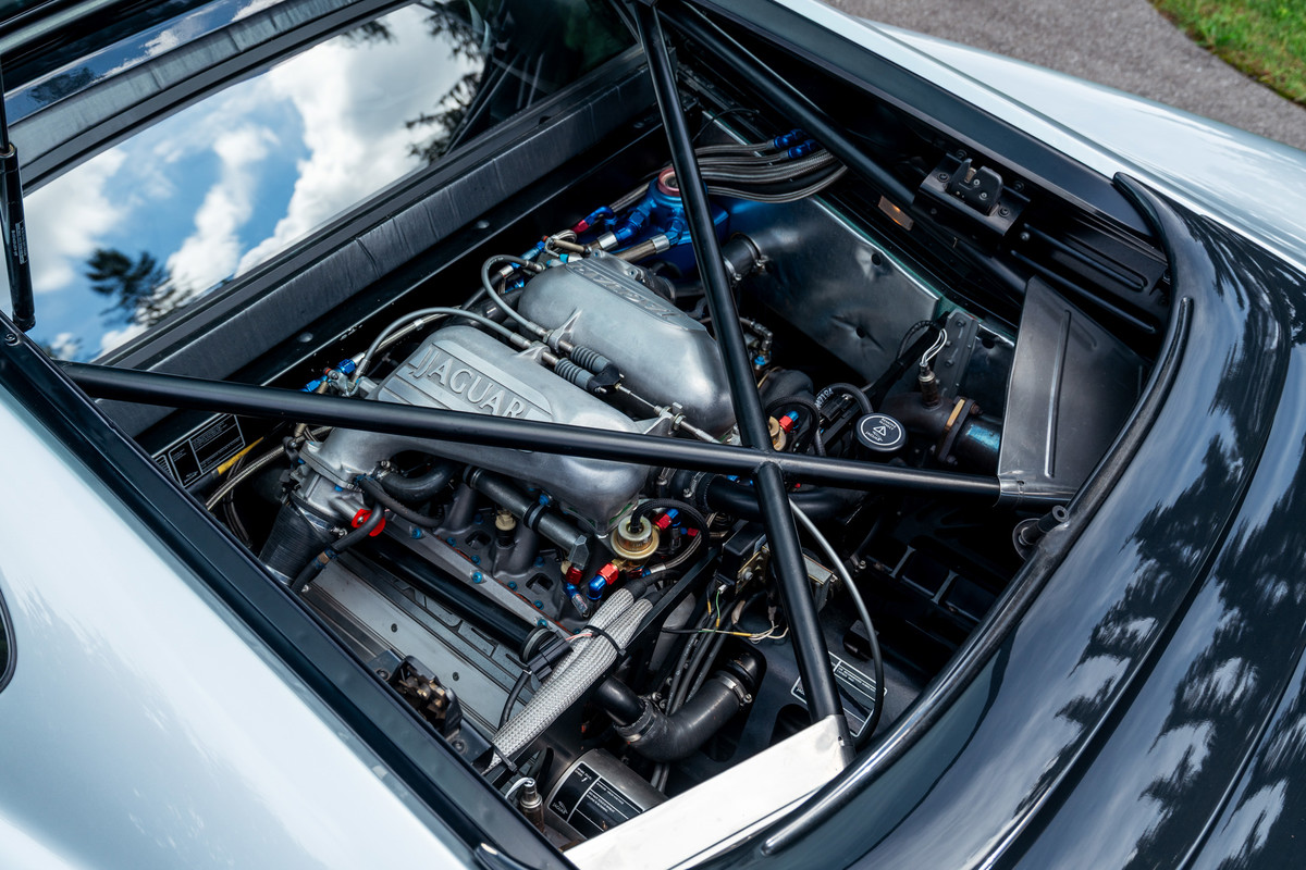 1993 Jaguar XJ220 