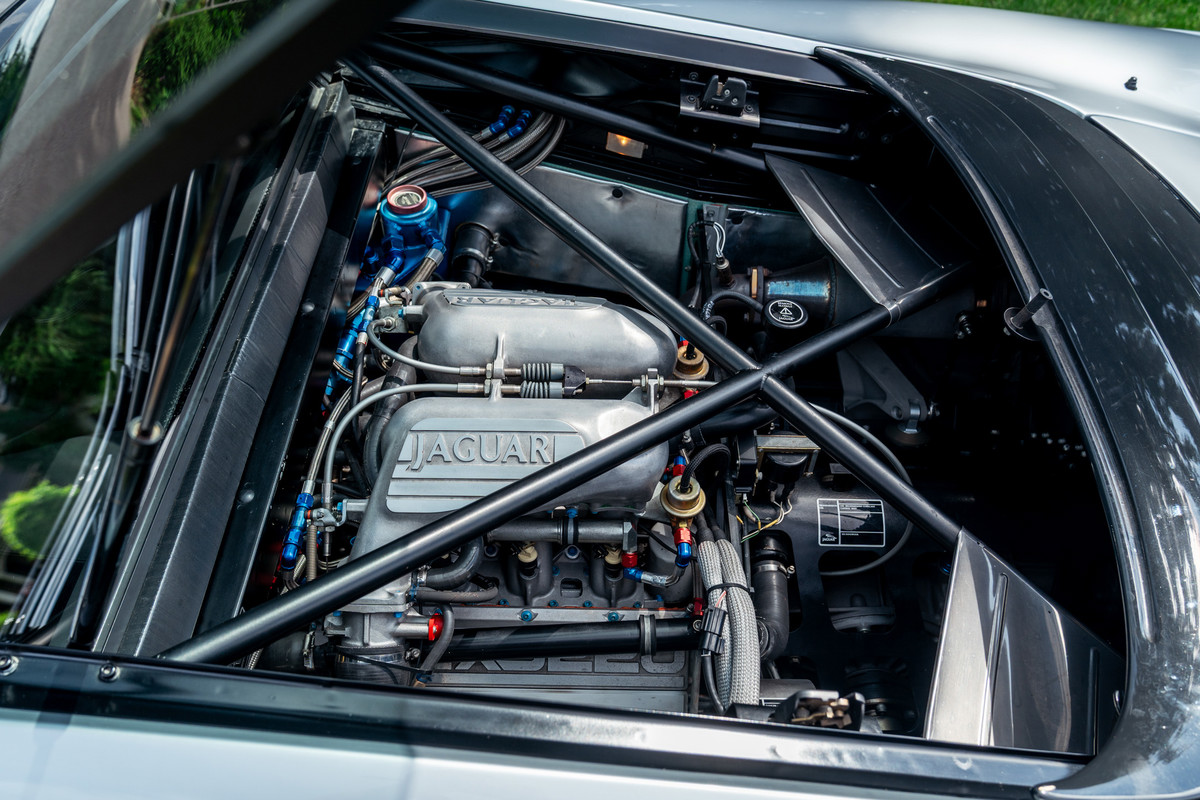 1993 Jaguar XJ220 