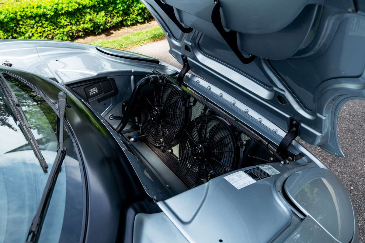1993 Jaguar XJ220 