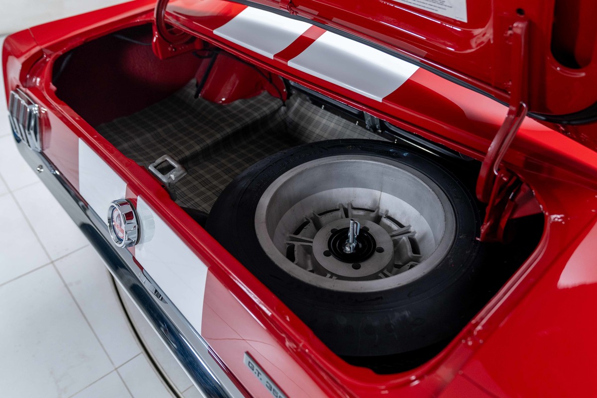 1966 Shelby GT350 