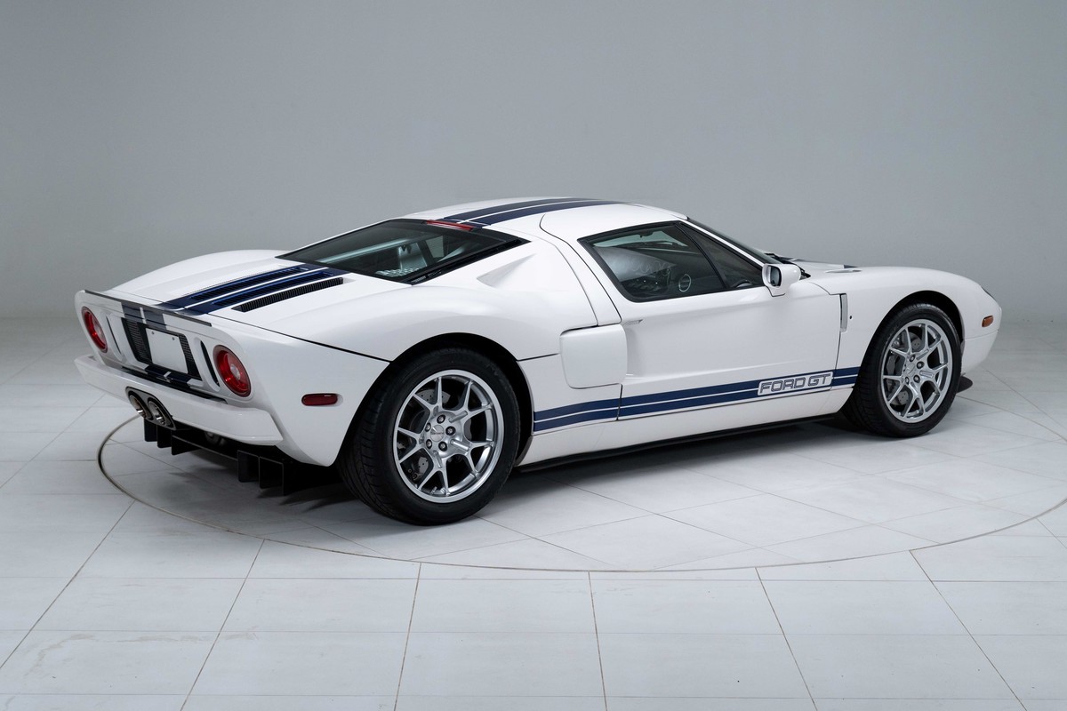 2005 Ford GT 