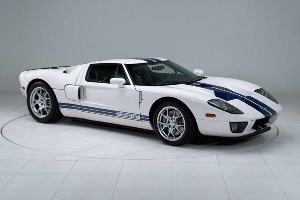 Photo of 2005 Ford GT