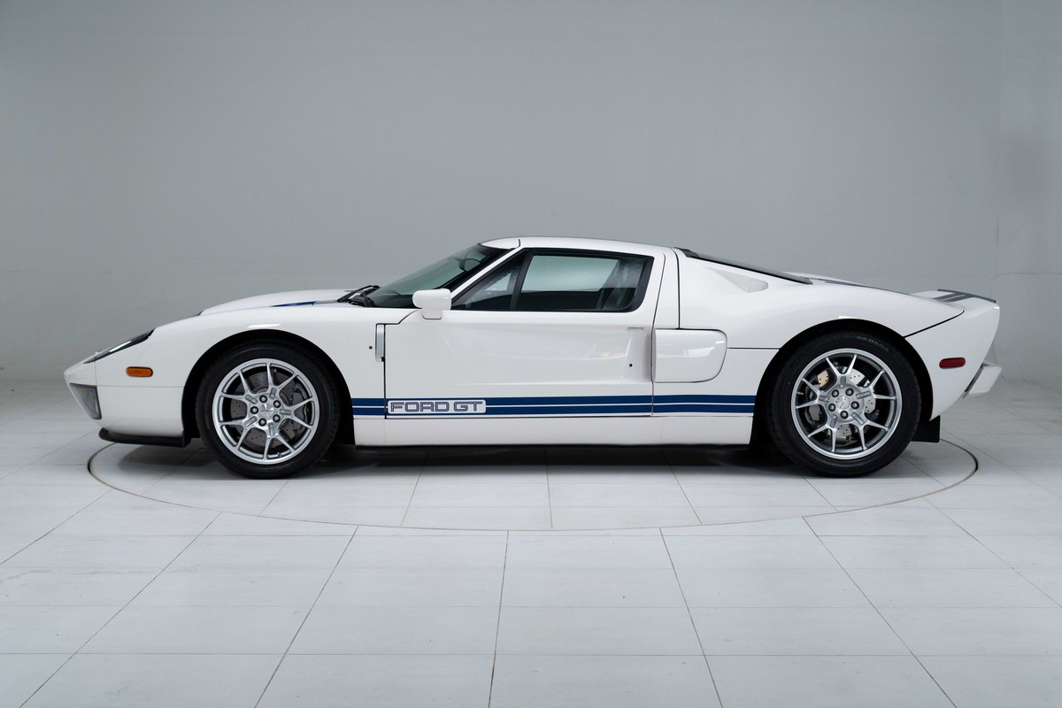 2005 Ford GT 