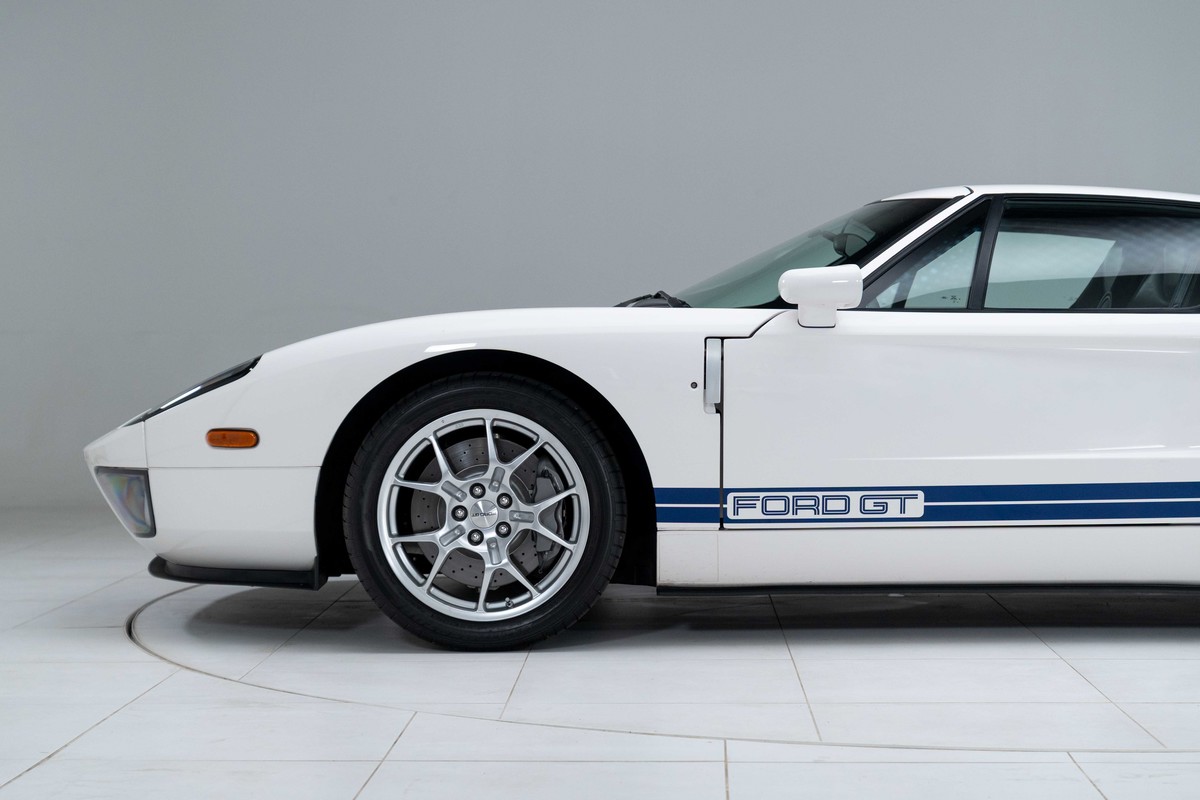 2005 Ford GT 