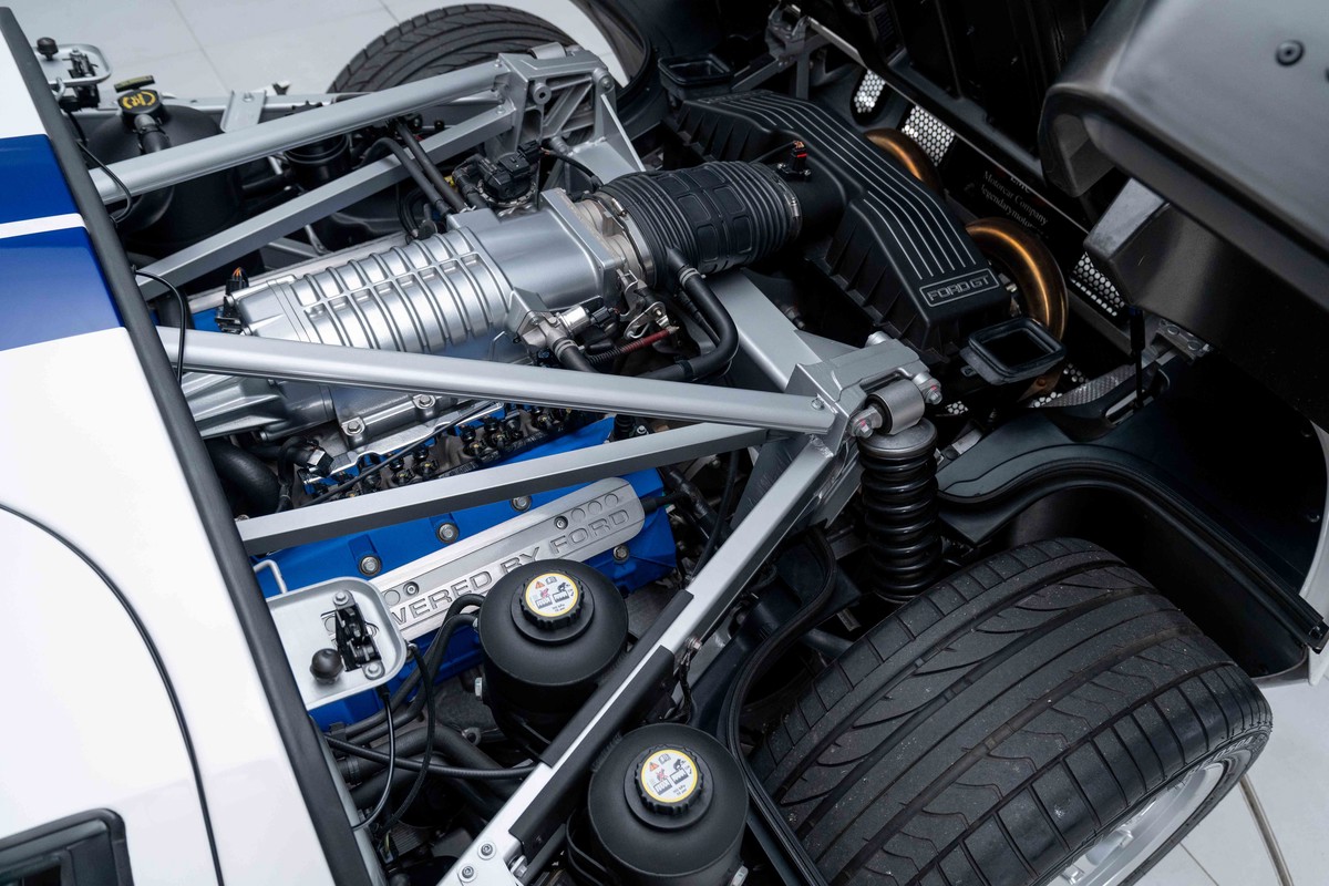 2005 Ford GT 