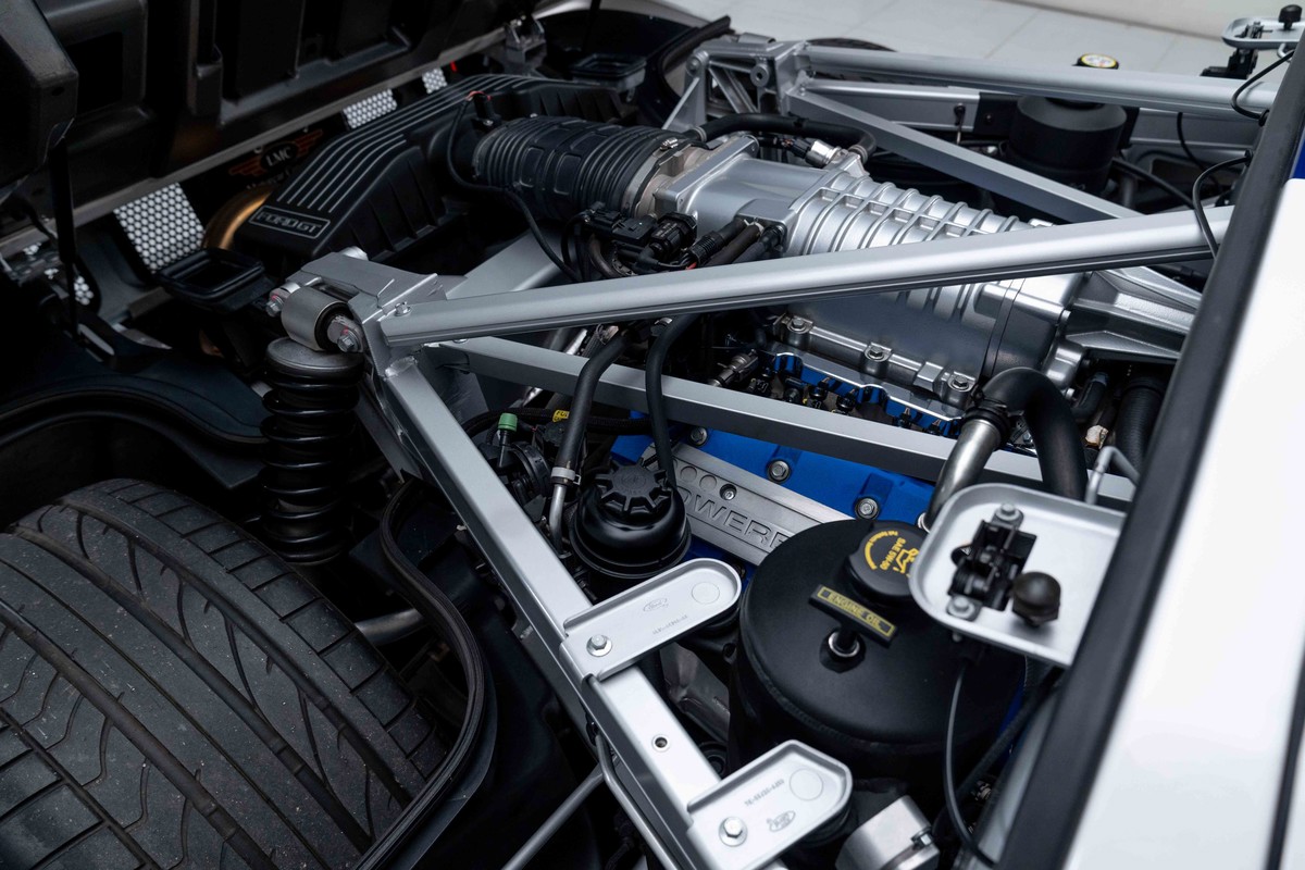 2005 Ford GT 